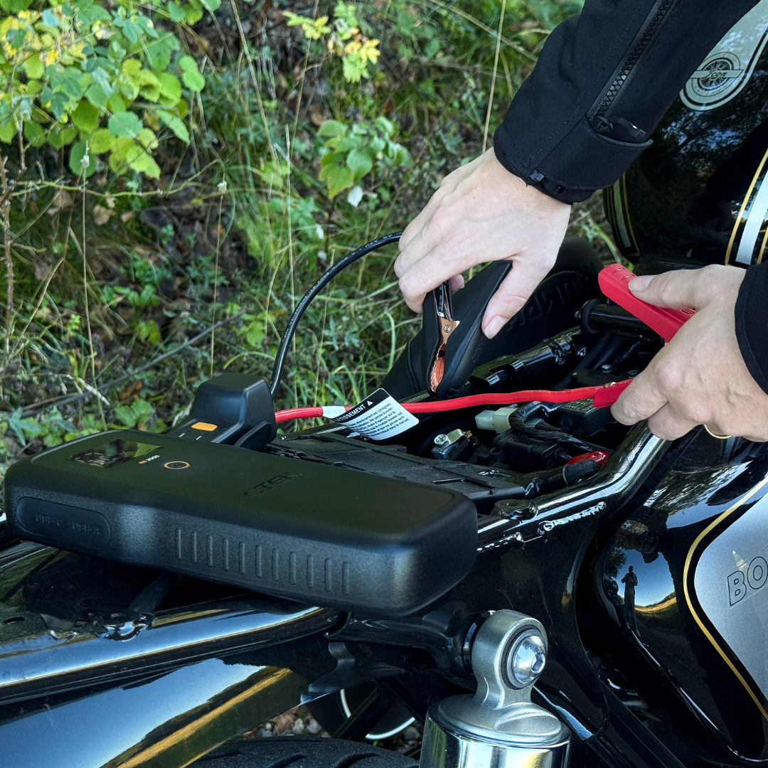 CTEK RB 3000 Portable Battery Booster and Jump Starter