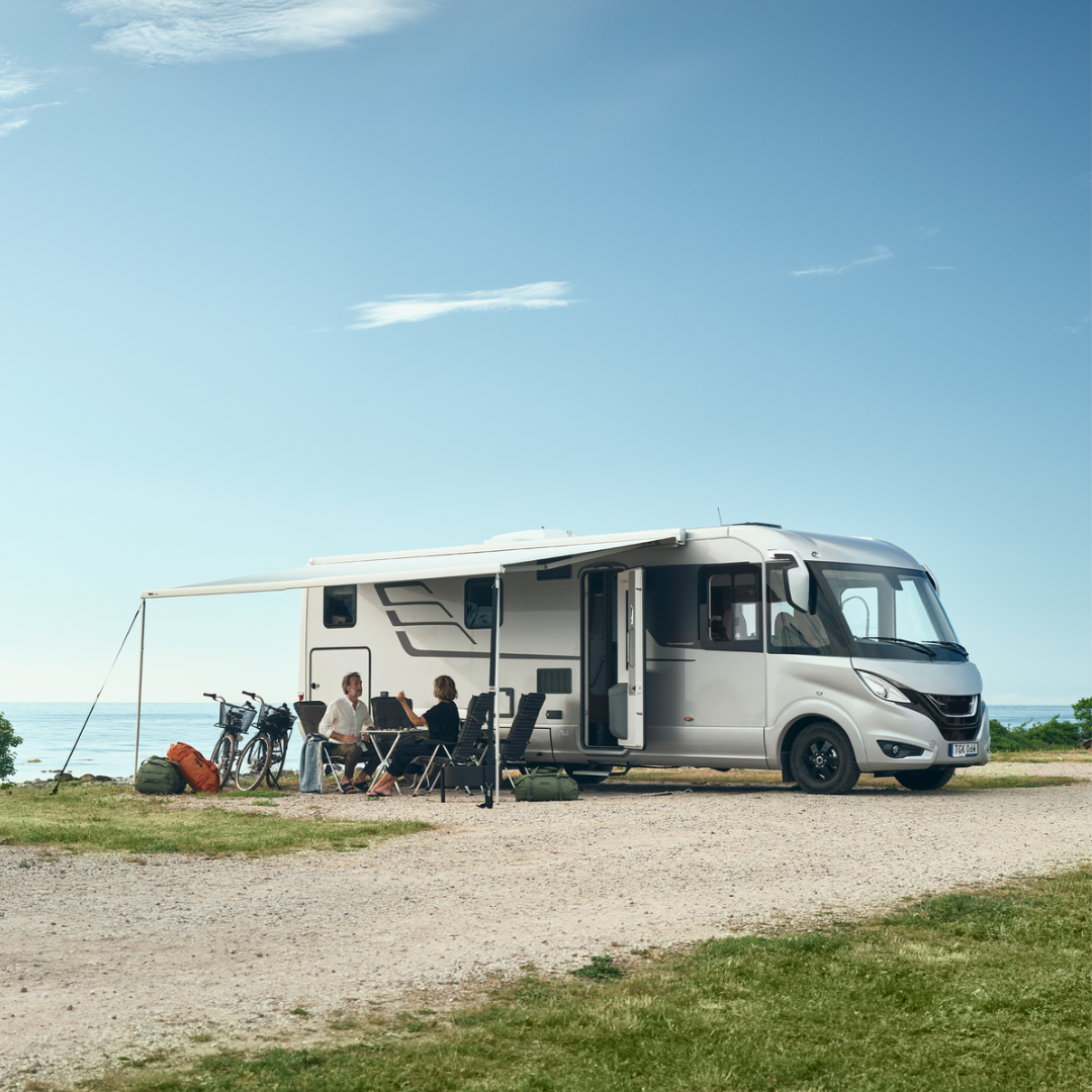 Thule Omnistor 8000 Awning