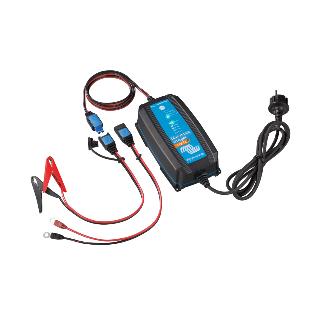 Victron Blue Smart IP65 Charger 24/5(1) 230V CEE 7/16 (BPC240531034R)